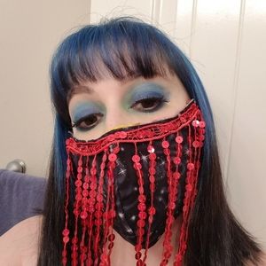 Meet your Posher, Posh